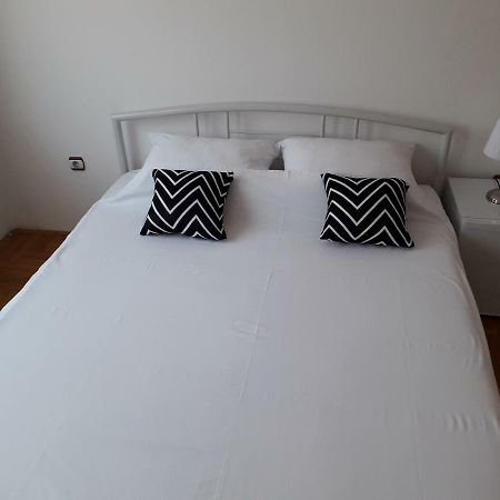 Apartman Dunja Ns 2 Νόβι Σαντ Εξωτερικό φωτογραφία